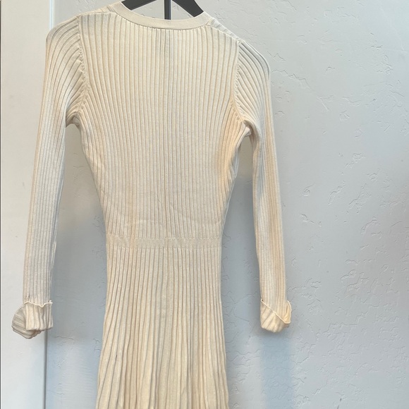 SOLD! - Picture 6 of 7